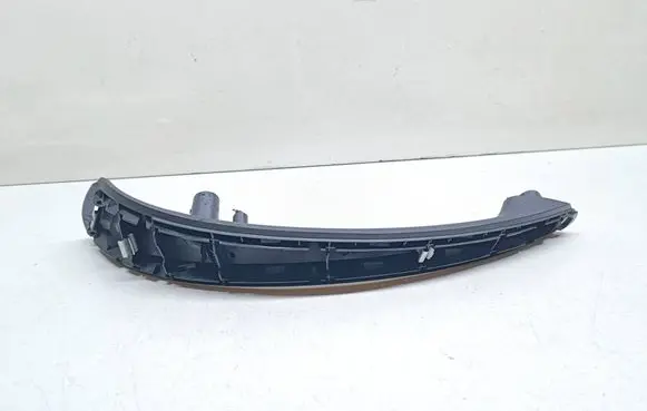 BMW 1 E81 E87 Front door interior handle trim 6975346