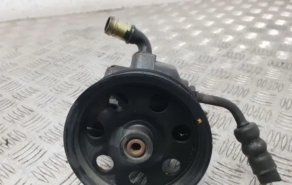 Ford Focus Power steering pump 4AB1603 HBDJC