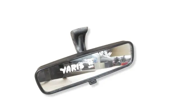 Toyota Yaris Rear view mirror (interior) E11015709
