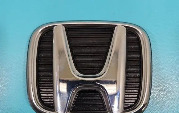 Honda Jazz Front bumper upper radiator grill 71124-TF2-901-M1 IMPRK1467689