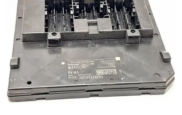 Seat Leon (5F) Central body control module 5Q0937084DH