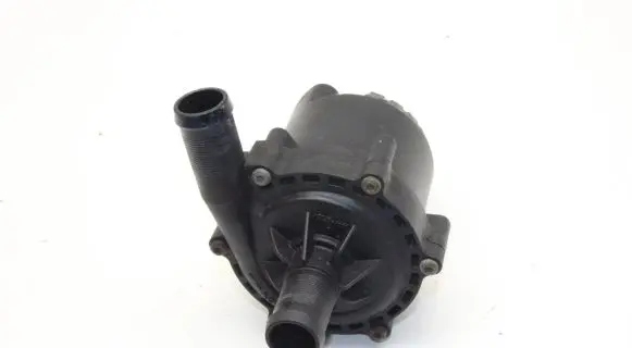 Infiniti Q50 Electric auxiliary coolant/water pump