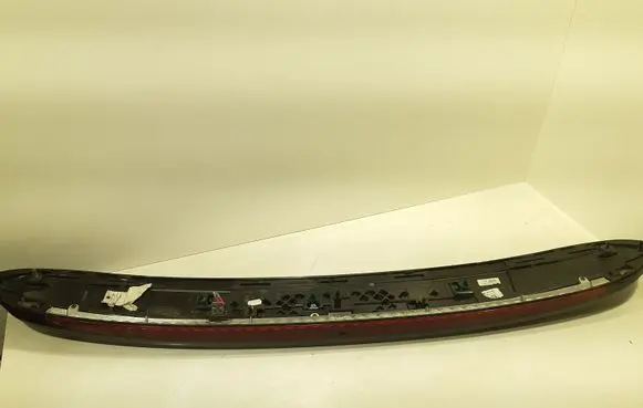 Mercedes-Benz E W212 Third/center stoplight