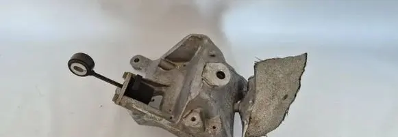 Audi Q7 4M Engine mounting bracket 4M0199308AT PTKS61