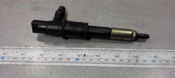 Mazda 626 Fuel injector