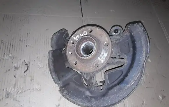 Volvo S60 Front wheel hub NOCODE