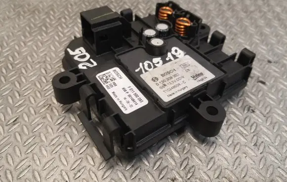 Mercedes-Benz C W205 Heater blower motor/fan resistor 0130309002