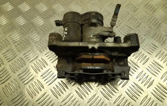 Subaru Outback (BS) Rear brake caliper 26620AL030