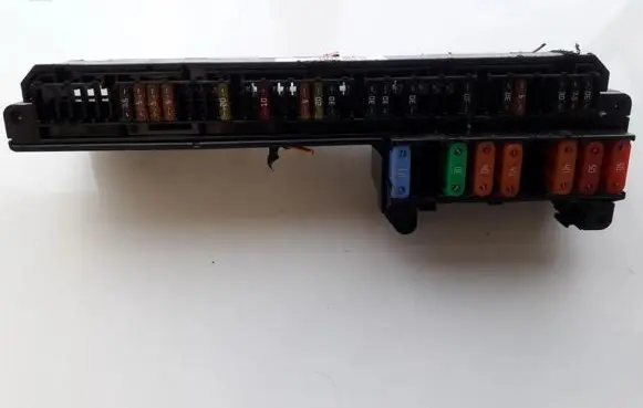 BMW 5 E60 E61 Fuse box set 6114695733002 18917