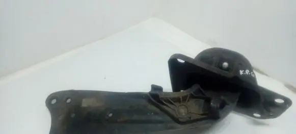 Volkswagen Touran I Rear control arm