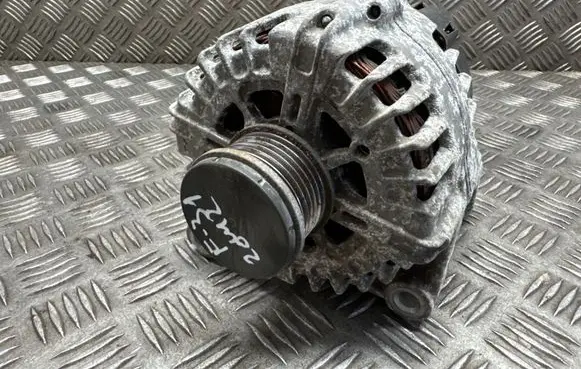 BMW 3 F30 F35 F31 Generator/alternator 8578608 413027362 S39AN13