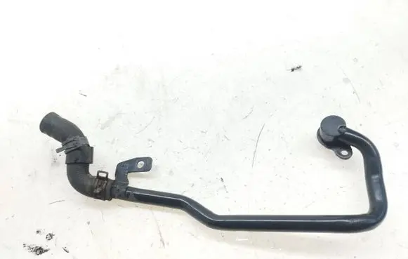 Volkswagen Golf VII Engine coolant pipe/hose 04L121065AJ 5Q0122073H