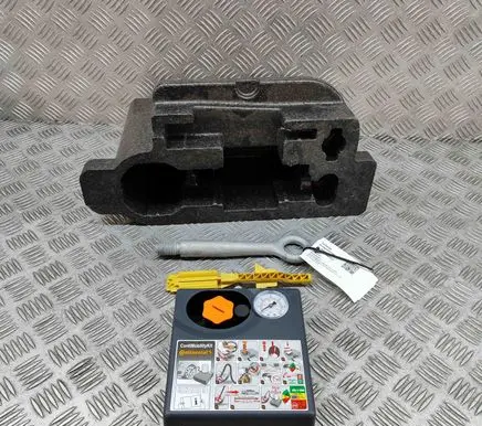 Jaguar XE Tire air pump compressor FK7219G525AA GX7317A999AB