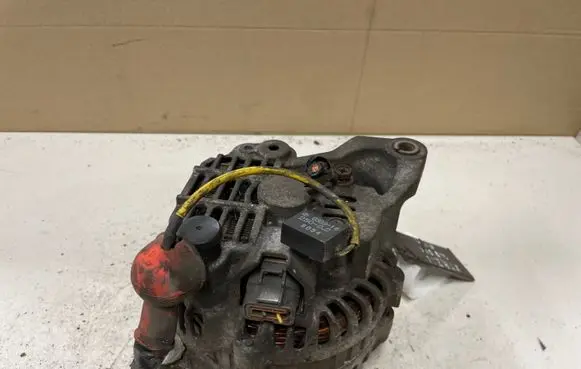 Nissan X-Trail T30 Generator/alternator 231005M310 A3TB0771 4702