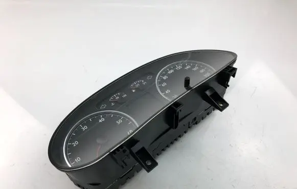 Volkswagen Polo IV 9N3 Speedometer (instrument cluster) 6Q0920822