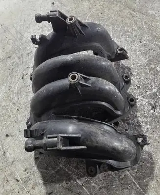 Audi A3 S3 8P Intake manifold 06A133206