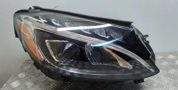 Mercedes-Benz C W205 Headlight/headlamp