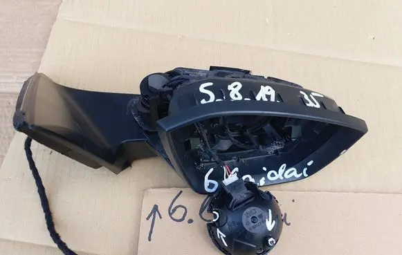 Skoda Kamiq Front door wing mirror part 658857408