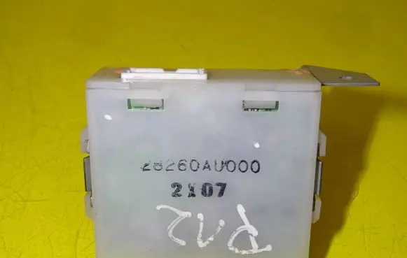 Nissan Primera Other control units/modules 28260AU000