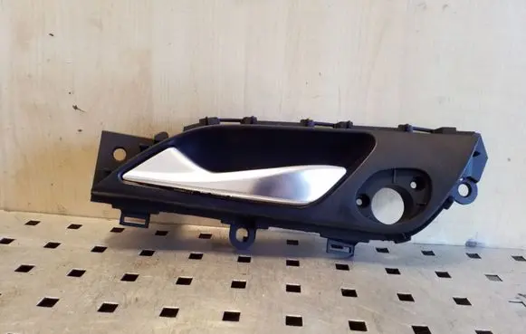 Hyundai i40 Front door interior handle 2511172800