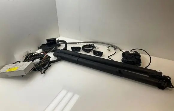 BMW 5 GT F07 Tailgate hydraulic set 7258363 007003000 F005V00987