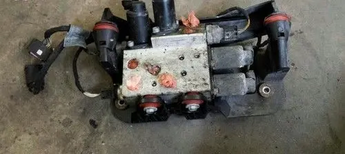 BMW 7 E65 E66 ABS Pump 37206758704