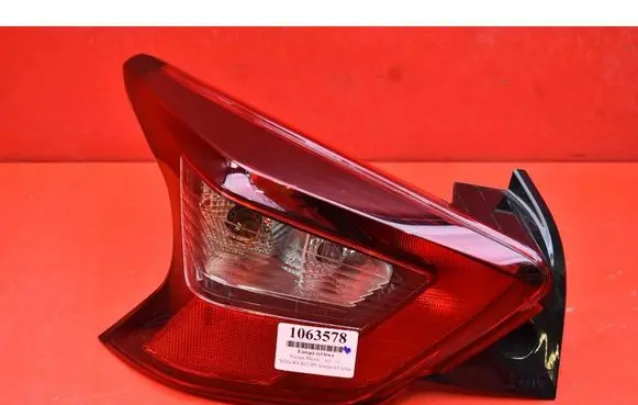 Nissan Micra C+C Rear/tail lights 22018727