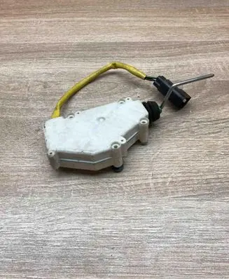 Volkswagen Sharan Central locking motor 7M0959775C 404155