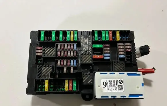 BMW X5 G05 Fuse box set 5A41BD5 5A3EC08