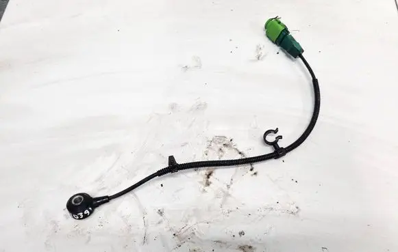 Audi TT TTS Mk2 Detonation knock sensor 06E905377