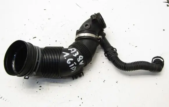 Audi A3 S3 8V Air intake hose/pipe 5Q0129635