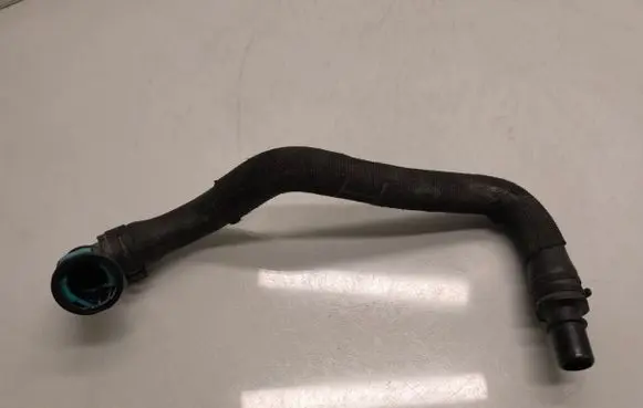 Land Rover Range Rover Sport L461 Engine coolant pipe/hose