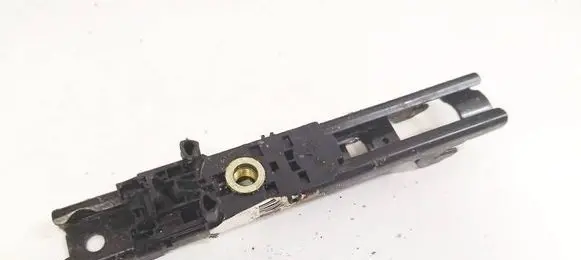 Ford Mondeo Mk III Seat belt adjustment rail 