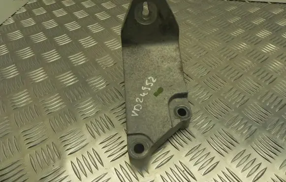 Nissan Leaf II (ZE1) Engine mounting bracket BCR