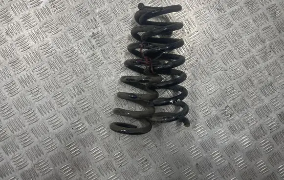 Mercedes-Benz E W212 Rear coil spring