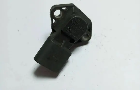 Volkswagen PASSAT B6 Air pressure sensor 038906051 0281002177