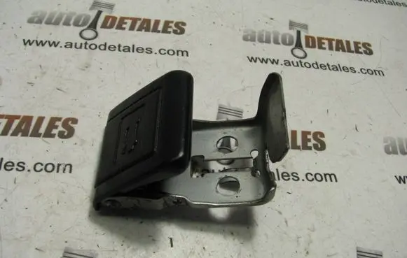 Toyota Previa (XR30, XR40) II Engine bonnet (hood) release handle