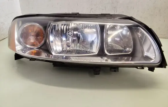 Volvo V70 Headlight/headlamp 