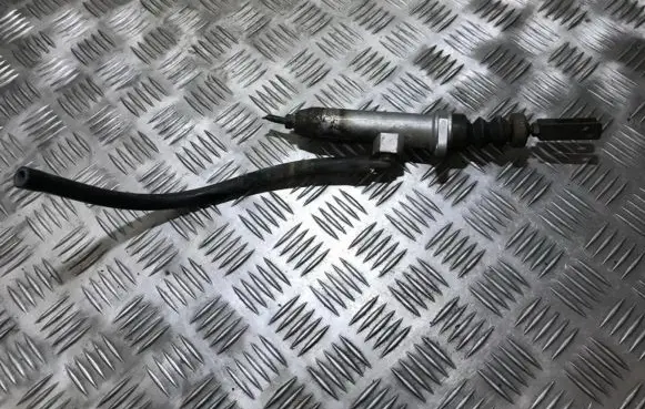 Clutch master cylinder