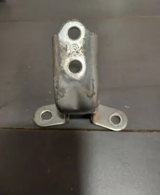 KIA Ceed Front door upper hinge A046057