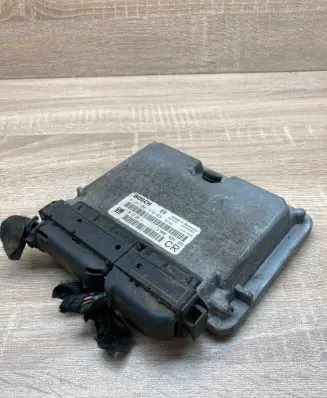 Opel Astra G Engine control unit/module ECU 09133268 0281001870