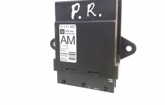 Opel Vectra C Door central lock control unit/module 13111457 13111457AM