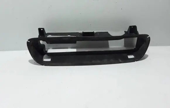 Volvo V50 Intercooler air channel guide 30763389