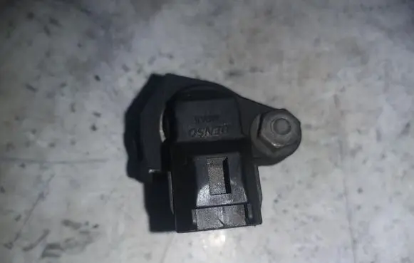 Volvo XC60 Valve oil control 30637803