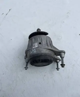 Mercedes-Benz C W205 Engine mount bracket A2132400500 ZGS002