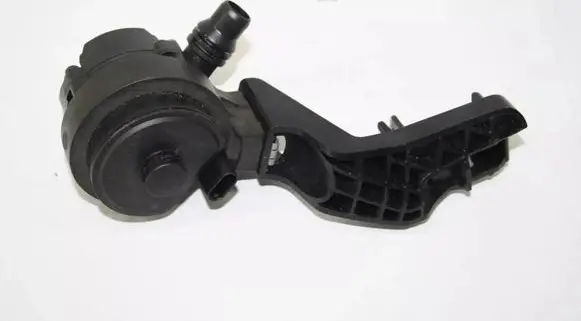 BMW 5 G30 G31 G38 Water pump 9372723