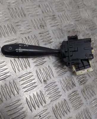 Toyota Yaris Indicator stalk 173648
