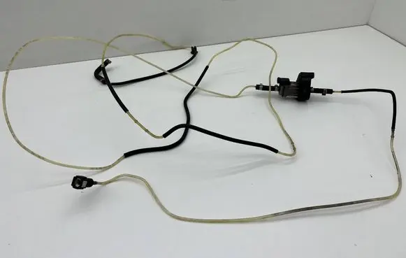 Volkswagen PASSAT B7 Webasto auxiliary heater fuel pump WOS9019847B