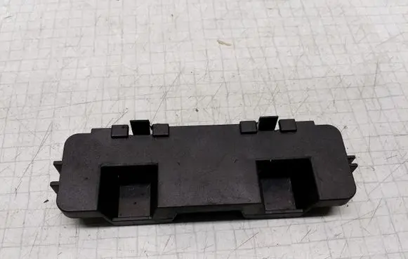 Volkswagen Transporter - Caravelle T5 Other engine bay part 7H0907300A