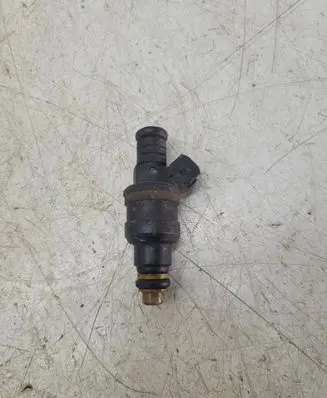 Audi A6 S6 C4 4A Fuel injector 078133551